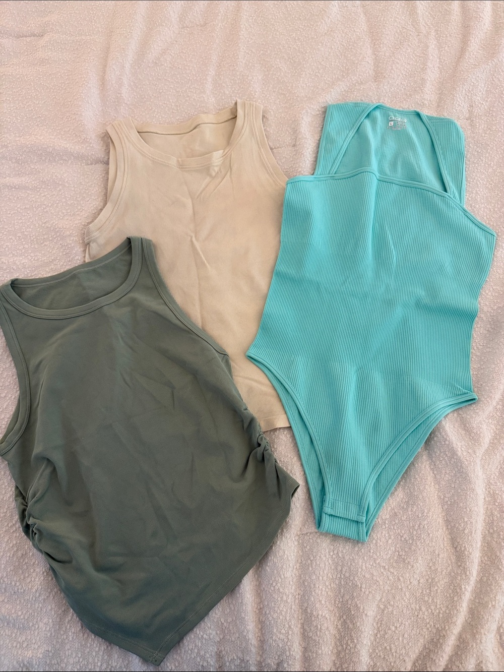OQQ- Bundle womens tanks/Body suit